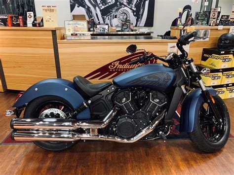 Indian scout bobber would be launching in india around august 2021 with the estimated price of rs 13.15 lakh. 2020 Indian Motorcycle® Scout® Sixty Thunder Black ...
