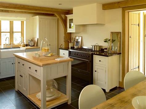 An Oak Frame Cottage Homebuilding And Renovating Classic Kitchens