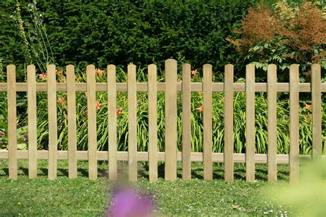 6ft X 3ft 183m X 09m Pressure Treated Ultima Pale Picket Fence