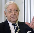 Alt-Kanzler: Helmut Schmidt darf im Krankenhaus rauchen - WELT