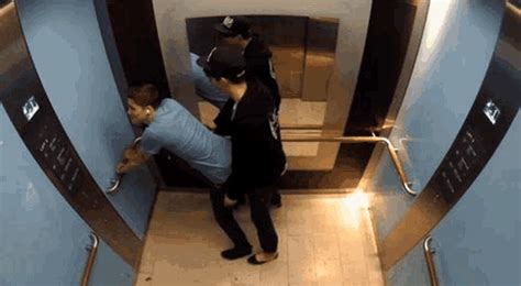 Hungarian Caught Becoming Men In Elevator  Hungarian Caught Becoming Men In Elevator Hump