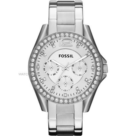 This watch is one of the best fitness watches for women. Best Waterproof Watches For Women 2019 UPDATED GUIDE
