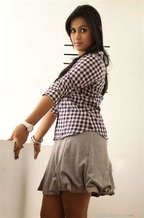 Actress Thulasi Nair Hot Photo Collection Indian Actress