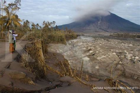 Selain Gunung Meletus Ini 5 Jenis Bencana Alam Yang Sering Terjadi Di