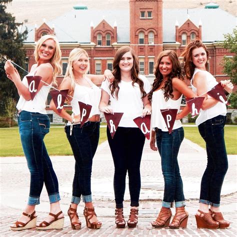 Total Sorority Move Sorority Pictures Photoshoot Outfits Photoshoot