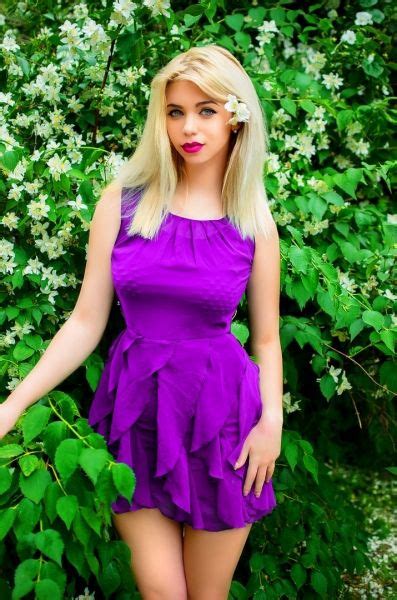 Mariya 19 Years Old Ukraine Kremenchug Russian Bride Profile Meetbrides Online Date Outfit