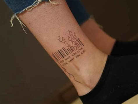 Tatuajes De Códigos De Barras Todo Lo Que Debes Saber Mini Tatuajes