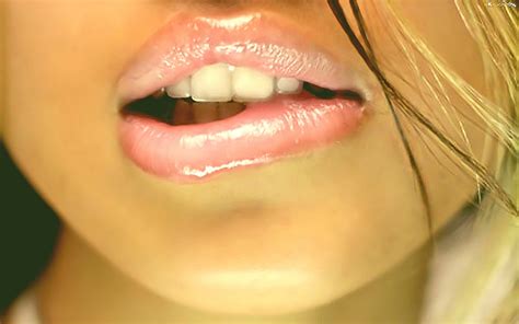 Wet Lips