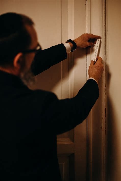 Mezuzah Buying Guide What Is A Mezuzah Judaica Buying Guides