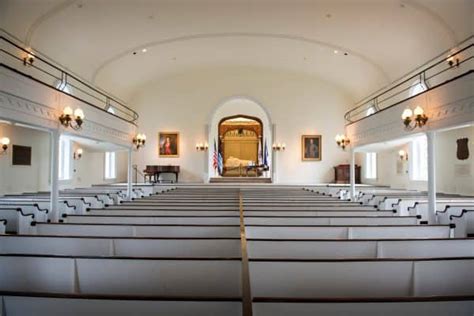 The Columns Lee Chapel Auditorium To Close Temporarily For Technology