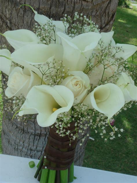 Bouquet Bridal White Calla Lilies Roses And Baby S Breath Bouquet