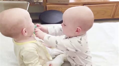 Best Video Funny Twins Baby Playing Youtube