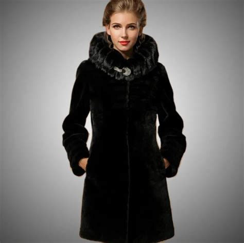 Manufacture Warm Luxury 100 Natural Women Fur Coat Sheep Shearing