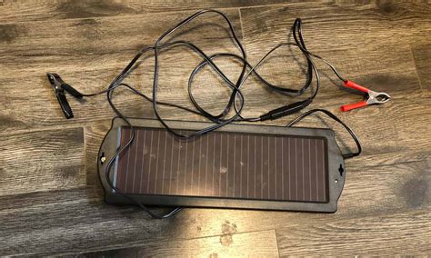 Portable 24w Solar Panel Trickle Charging Kit For Automotive Suner
