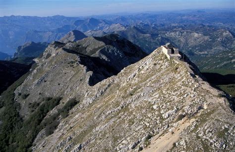 Ladda ner den här gratisbilden om montenegro berg från pixabays stora bibliotek av fria bilder och videos. Montenegro - das Land der schwarzen Berge - Olivari ...