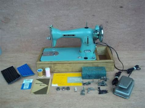 Vintage 1950s Heavy Duty Janome New Home Model 70 Sewing Machine W