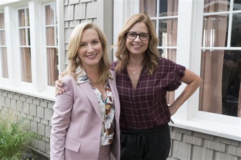 Jenna Fischer And Angela Kinsey Are Starting A Weekly Podcast About The