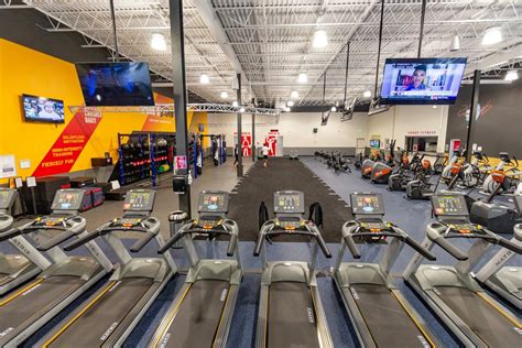 Crunch Fitness Gym in Timonium, MD – Google Business View | Interactive