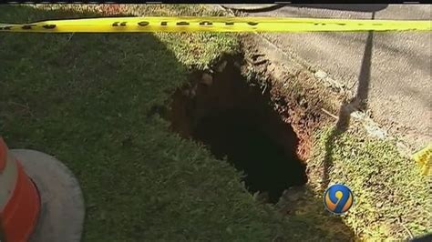 15 Foot Deep Sinkhole Closes Road In Western North Carolina Earth