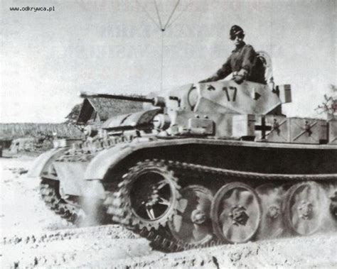 Average photo file size is around 300k. Spotlight: Panzer II Ausf. L Luchs (Lynx) - Warlord Games
