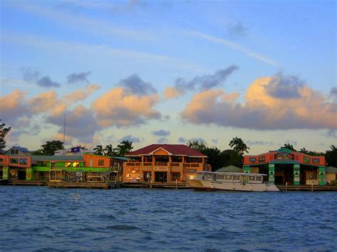 V31gx Ambergris Caye Belize