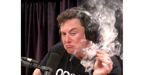 Elon Musk Fuma Marihuana En Vivo Y En Directo En Un Podcast Qore