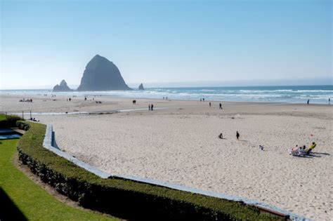 Cannon Beach Wedding At Surfsand Resort Crystal Genes Photography