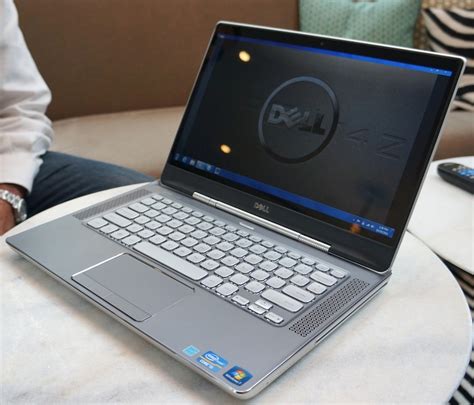 How to do a screenshot on dell. Dell XPS 14z Hands-On Photos