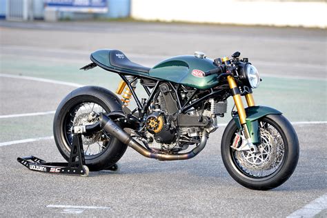 Choose a size to add to your cart based on our sizing recommendations and we will reach out to you to work out the exact fit and finish before we build it. WINNING BY A HEAD. WalzWerk's Nolan Ducati SportClassic ...