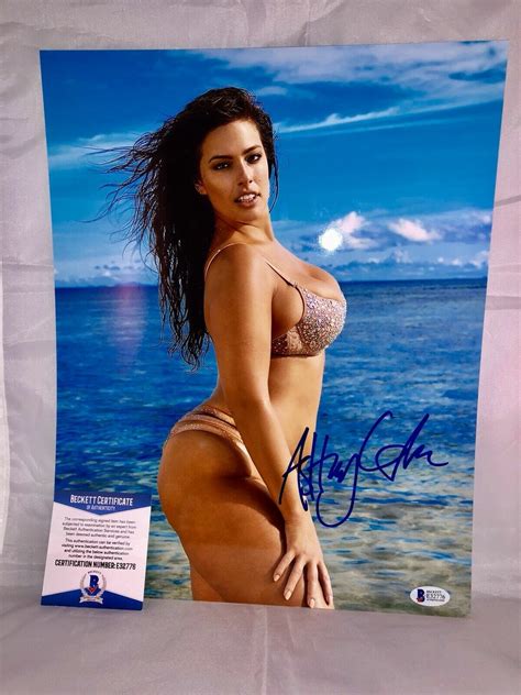 Sports Illustrated Model Ashley Graham Signed 11x14 Photo Bas Beckett