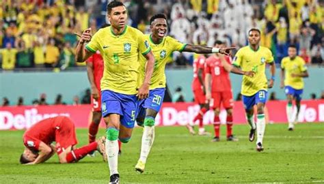Fifa World Cup 2022 Casemiro Late Strike Helps Brazil Qualify For