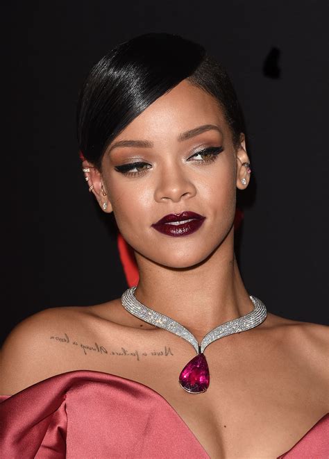 rihanna s most iconic makeup looks fashionisers