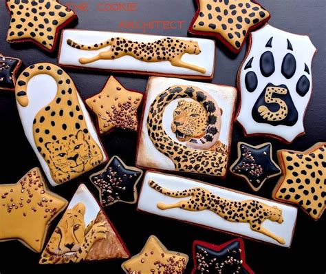 Cheetah cookies. | Cheetah birthday, Cheetah birthday party, Panda birthday party decorations