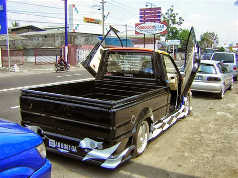 Foto modifikasi mobil angkot carry sobat modifikasi via . Download 66 Gambar Modifikasi Mobil Angkot Warna Merah ...
