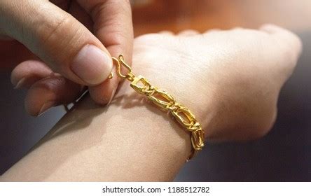 Sale Beautiful Gold Bracelet Designs In Stock
