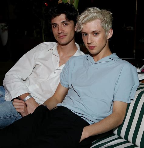 Pin On Troye Sivan Jacob Bixenman