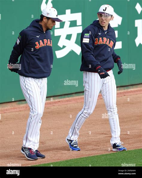 Japanese Major League Baseball player Yu Darvish (L) of the San Diego