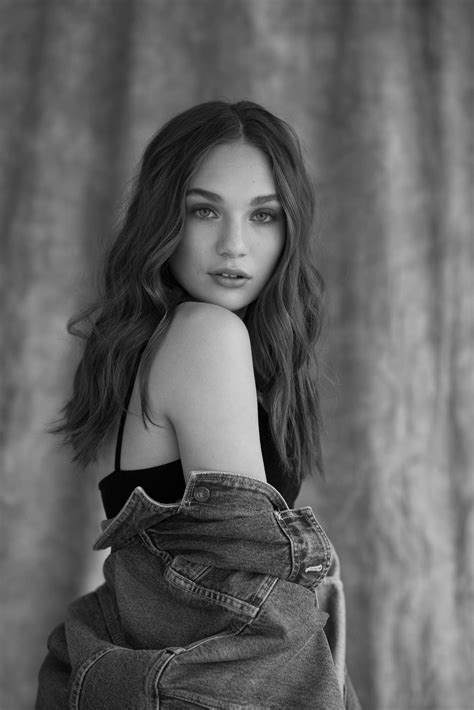 Maddie Ziegler Talks We Love Your Genes And Being A 15 Year Old