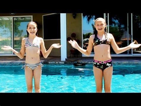 Jenna And Julia S Vacation Seven Super Girls Youtube Seven Super Girls Supergirl Bikinis