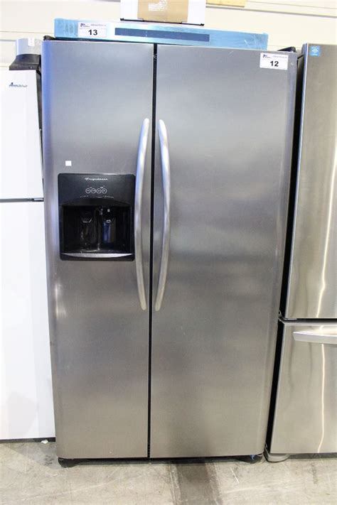 Frigidaire Stainless Steel Side By Side Fridge Freezer Combo With Ice