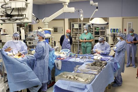 The Truth About Inguinal Hernias Dr Rafael Lemus Rangel Operating