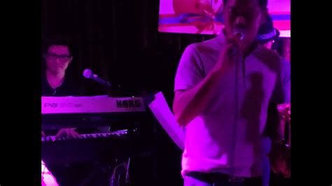 If you would like an international quote, please contact her. 【你最珍貴】玻璃朱Bonnie's mini concert／特別嘉賓伍樂城，阿潤 - YouTube