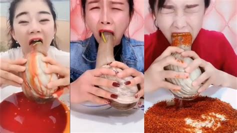 Chinese Girl Eat Geoducks Delicious Seafood Seafood Mukbang Eating