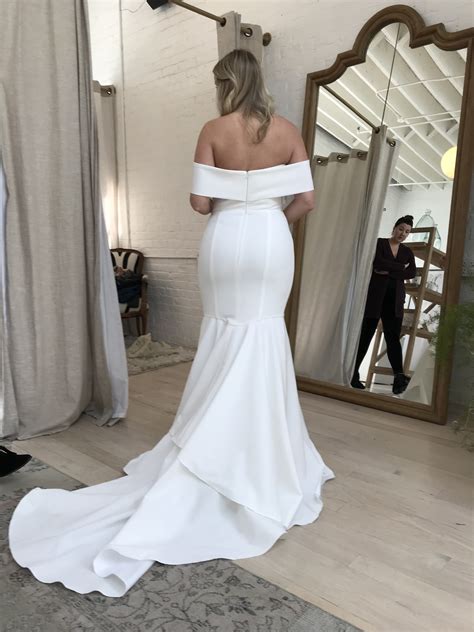 Sample sarah seven washington wedding dress $1,000 usd. Sarah Seven Prosecco Used Wedding Dress Save 17% - Stillwhite
