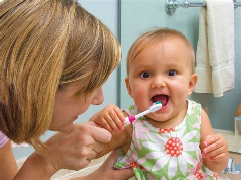 Como Cuidar Dos Dentinhos Do Bebê