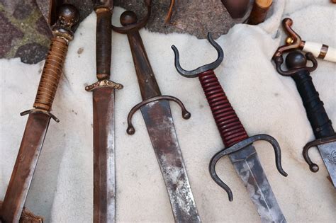 Types Of Medieval Swords