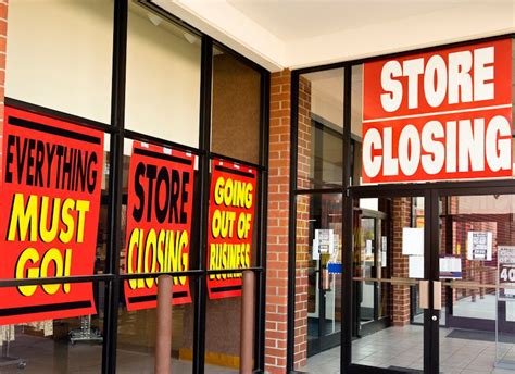 Companies That Closed Stores Or Went Out Of Business This Year