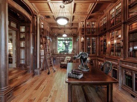 9010 hopen house is a luxurious mansion, located in the hollywood hills. An amazing home library made of 10,000 pieces of walnut ...