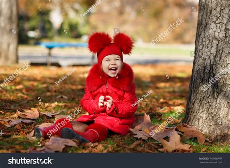 Dolly Pinup Toothsome Young Girl Wearing Stock Photo 740456497