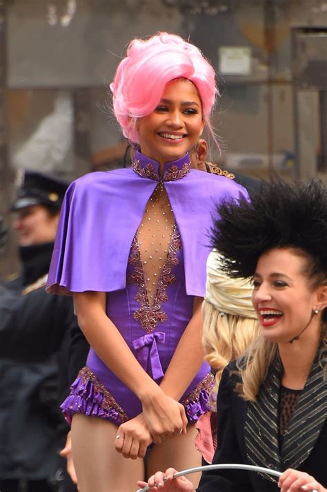 Get Zendaya In The Greatest Showman Costume Images